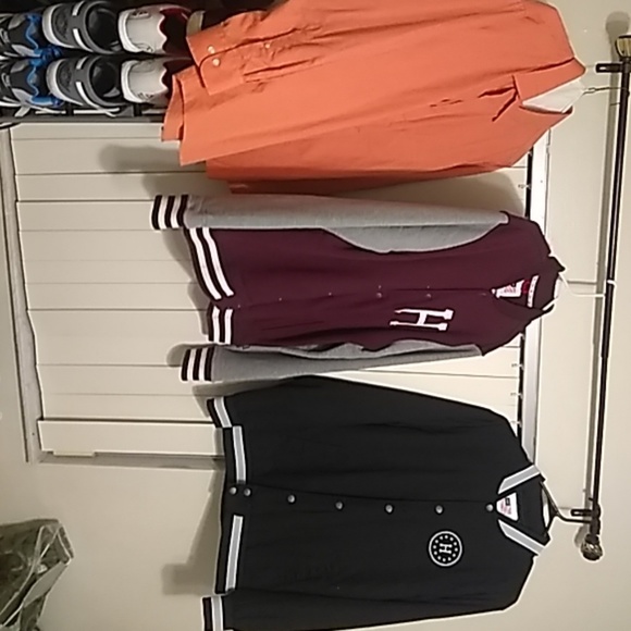 Clothes - Picture 7 of 7